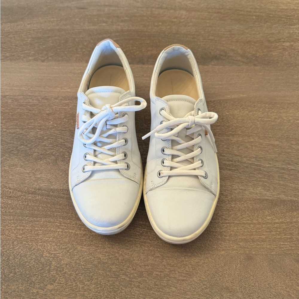 Ecco Soft 8-8.5 Leather Lace-Up Casual Sneakers